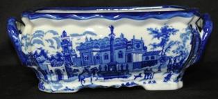 Porcelain, Kitchenware 12″ Planter